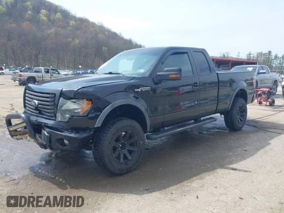 2011 Ford F-150 XL с VIN 1FTFX1EF5BFC11400, выставлен на аукционе IAAI как лот 42032024 с пробегом 214 544 миль миль и . История ставок и продаж доступна на DreamBid. Изображение 17.