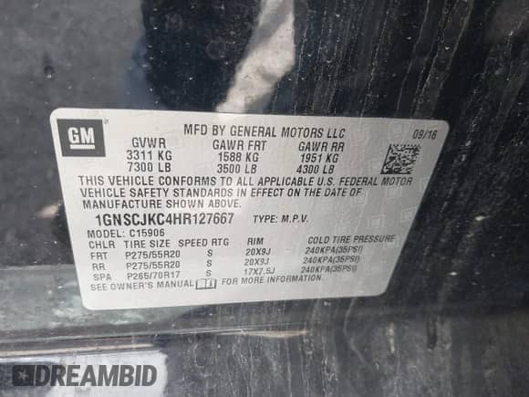 2017 Chevrolet Suburban Premier z VIN 1GNSCJKC4HR127667, wystawiony jako IAAI lot #41936945 z przebiegiem 139 006 mil mil oraz . Historia ofert i sprzedaży dostępna na DreamBid. Obrazek 9.