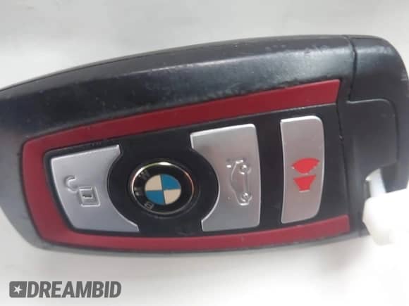 2017 BMW 3 Series 330i with VIN WBA8B9G50HNU48608, listed as a IAAI auction lot 43258352 with 71,168 mi miles and . Bid and sale history available at DreamBid. Image 11.