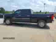 2013 Chevrolet Silverado 2500HD LTZ z VIN 1GC1KYE80DF166324, wystawiony jako Copart lot #56515545 z przebiegiem 584 289 mil mil oraz Szkoda całkowita • Salvage title. Historia ofert i sprzedaży dostępna na DreamBid. Obrazek 2.