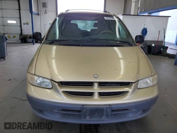 2000 Dodge Caravan SE with VIN 1B4GP44L5YB718226, listed as a Copart auction lot 67829865 with 160,915 mi miles and Salvage title. Bid and sale history available at DreamBid. Image 5.