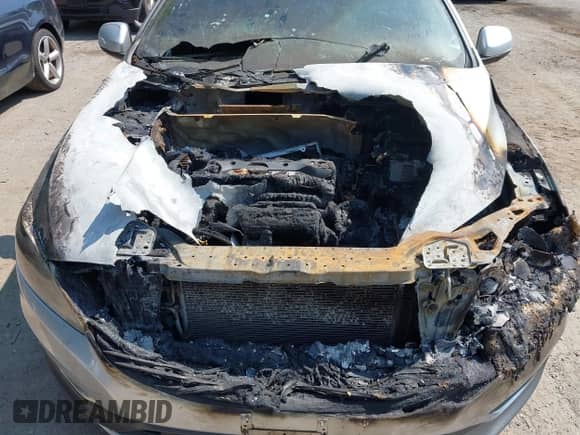 2015 Volvo S60 T5 Premier с VIN YV1612TK6F2332564, выставлен на аукционе IAAI как лот 42739872 с пробегом Не указан миль и . История ставок и продаж доступна на DreamBid. Изображение 6.
