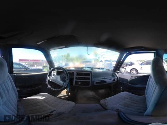 1990 Dodge Dakota z VIN 1B7FL23X0LS641390, wystawiony jako IAAI lot #42826429 z przebiegiem 186 919 mil mil oraz . Historia ofert i sprzedaży dostępna na DreamBid. Obrazek 18.