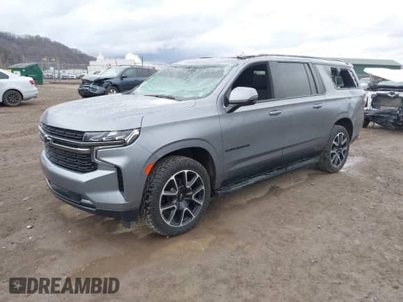 2022 Chevrolet Suburban RST с VIN 1GNSKEKD4NR151255, выставлен на аукционе IAAI как лот 41843513 с пробегом 70 137 миль миль и . История ставок и продаж доступна на DreamBid. Изображение 2.