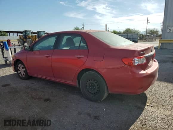 2011 Toyota Corolla L z VIN 2T1BU4EE2BC674619, wystawiony jako Copart lot #69484055 z przebiegiem 172 837 mil mil oraz Czysty tytuł • Clean title. Historia ofert i sprzedaży dostępna na DreamBid. Obrazek 2.
