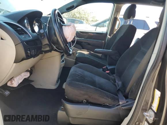 2016 Dodge Grand Caravan American Value z VIN 2C4RDGBG0GR279576, wystawiony jako Copart lot #84439005 z przebiegiem 149 873 mil mil oraz Szkoda całkowita • Salvage title. Historia ofert i sprzedaży dostępna na DreamBid. Obrazek 7.