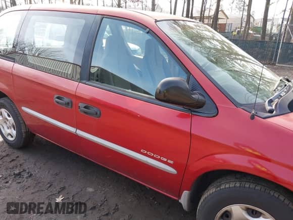2001 Dodge Caravan SE с VIN 1B4GP25BX1B239669, выставлен на аукционе IAAI как лот 41636085 с пробегом 205 354 миль миль и . История ставок и продаж доступна на DreamBid. Изображение 6.