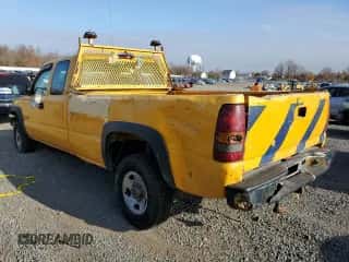 2002 Chevrolet Silverado 2500 LS с VIN 1GCGC29U62E284635, выставлен на аукционе Copart как лот 81547104 с пробегом Не указан миль и Чистый • Clean title. История ставок и продаж доступна на DreamBid. Изображение 2.