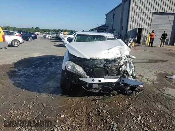 2012 Hyundai Genesis 4.6L z VIN KMHGC4DF6CU204760, wystawiony jako Copart lot #84365845 z przebiegiem 51 905 mil mil oraz Szkoda całkowita • Salvage title. Historia ofert i sprzedaży dostępna na DreamBid. Obrazek 14.