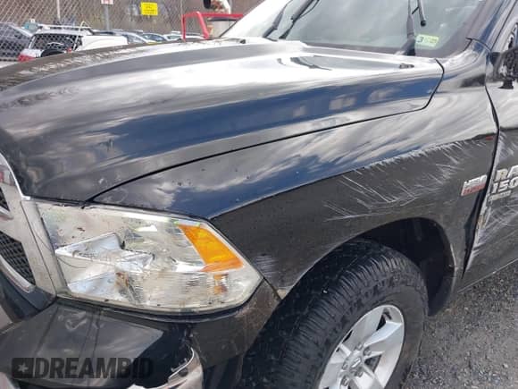 2019 Ram 1500 SLT z VIN 1C6RR7TT5KS714118, wystawiony jako IAAI lot #41865327 z przebiegiem 104 491 mil mil oraz . Historia ofert i sprzedaży dostępna na DreamBid. Obrazek 18.