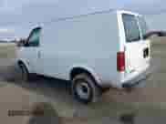 2000 Chevrolet Astro Cargo с VIN 1GCDM19W4YB151023, выставлен на аукционе Copart как лот 60136175 с пробегом 203 375 миль миль и Списание • Salvage title. История ставок и продаж доступна на DreamBid. Изображение 2.