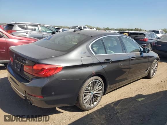 2019 BMW 5 Series 530e xDrive z VIN WBAJB1C54KB376992, wystawiony jako Copart lot #81515765 z przebiegiem 37 537 mil mil oraz Szkoda całkowita • Salvage title. Historia ofert i sprzedaży dostępna na DreamBid. Obrazek 3.