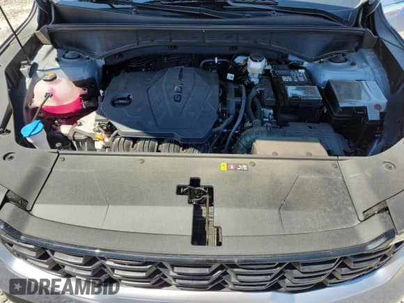 2025 Kia Sorento LX with VIN 5XYRG4JC0SG362040, listed as a Copart auction lot 70221805 with 6,911 mi miles and Salvage title. Bid and sale history available at DreamBid. Image 11.