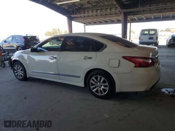 2016 Nissan Altima S with VIN 1N4AL3AP9GC167142, listed as a Copart auction lot 80840275 with 116,721 mi miles and Salvage title. Bid and sale history available at DreamBid. Image 2.