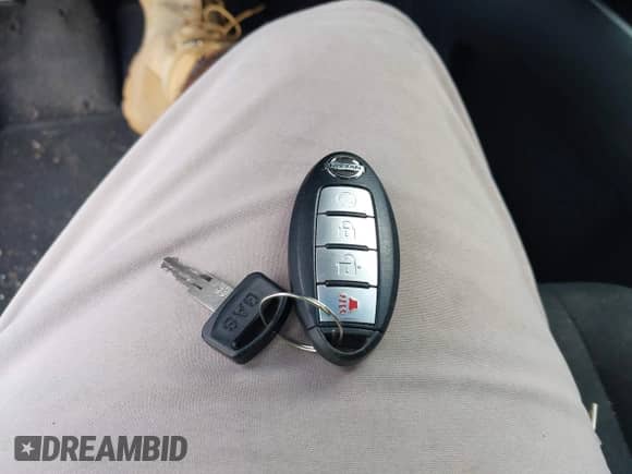 2015 Nissan Pathfinder SL z VIN 5N1AR2MN2FC650379, wystawiony jako IAAI lot #43055959 z przebiegiem 188 326 mil mil oraz . Historia ofert i sprzedaży dostępna na DreamBid. Obrazek 11.