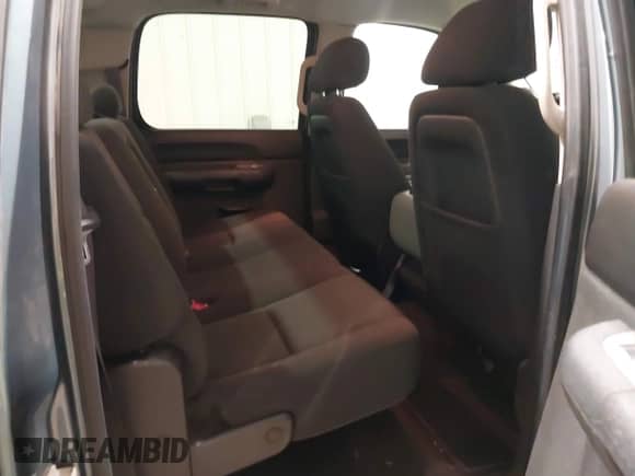 2011 Chevrolet Silverado 1500 LS z VIN 3GCPKREA7BG342977, wystawiony jako IAAI lot #42875452 z przebiegiem 203 897 mil mil oraz . Historia ofert i sprzedaży dostępna na DreamBid. Obrazek 8.