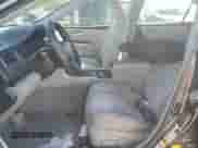 2015 Toyota Camry LE z VIN 4T4BF1FK6FR451815, wystawiony jako Copart lot #82371635 z przebiegiem Nie podano mil oraz Szkoda całkowita • Salvage title. Historia ofert i sprzedaży dostępna na DreamBid. Obrazek 7.