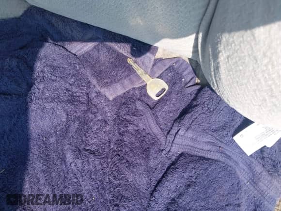 1997 Honda Accord Value с VIN 1HGCD5686VA193754, выставлен на аукционе IAAI как лот 43155130 с пробегом 339 032 миль миль и . История ставок и продаж доступна на DreamBid. Изображение 11.