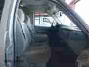 2005 Chevrolet Tahoe Special Service с VIN 1GNEK13V85J140710, выставлен на аукционе IAAI как лот 41674720 с пробегом 272 431 миль миль и . История ставок и продаж доступна на DreamBid. Изображение 5.
