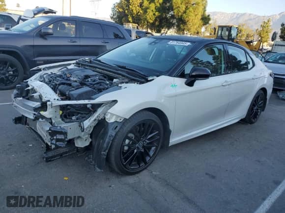 2023 Toyota Camry Hybrid XSE с VIN 4T1K31AK5PU050459, выставлен на аукционе Copart как лот 81764945 с пробегом 42 571 миль миль и Списание • Salvage title. История ставок и продаж доступна на DreamBid. Изображение 1.