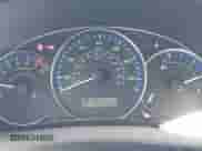 2012 Subaru Forester X z VIN JF2SHABC8CH432356, wystawiony jako IAAI lot #43390315 z przebiegiem 167 937 mil mil oraz . Historia ofert i sprzedaży dostępna na DreamBid. Obrazek 7.