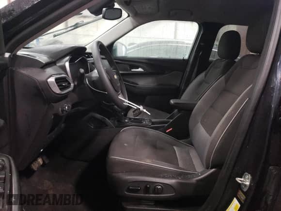 2021 Chevrolet TrailBlazer LT с VIN KL79MPS24MB094328, выставлен на аукционе Copart как лот 87482084 с пробегом 48 501 миль миль и Списание • Salvage title. История ставок и продаж доступна на DreamBid. Изображение 7.