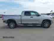 2018 Toyota Tundra SR5 z VIN 5TFRM5F14JX125410, wystawiony jako IAAI lot #43474801 z przebiegiem 177 267 mil mil oraz . Historia ofert i sprzedaży dostępna na DreamBid. Obrazek 13.