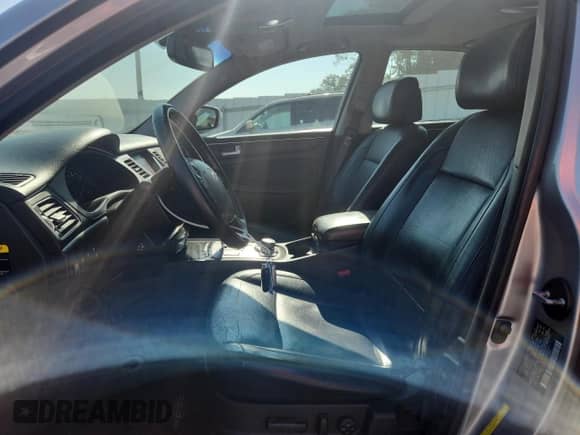 2012 Hyundai Genesis R-Spec с VIN KMHGC4DH9CU166541, выставлен на аукционе Copart как лот 80263315 с пробегом 159 406 миль миль и Списание • Salvage title. История ставок и продаж доступна на DreamBid. Изображение 7.