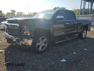 2015 Chevrolet Silverado 1500 LTZ z VIN 1GCVKSEC1FZ320110, wystawiony jako Copart lot #68900365 z przebiegiem 88 567 mil mil oraz Szkoda całkowita • Salvage title. Historia ofert i sprzedaży dostępna na DreamBid. Obrazek 1.