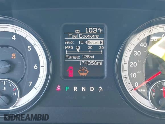 2014 Ram 1500 Express z VIN 1C6RR7KTXES168888, wystawiony jako IAAI lot #43242116 z przebiegiem 174 358 mil mil oraz . Historia ofert i sprzedaży dostępna na DreamBid. Obrazek 15.