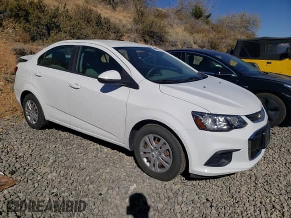 2019 Chevrolet Sonic LS с VIN 1G1JB5SB0K4148048, выставлен на аукционе Copart как лот 74121674 с пробегом 37 105 миль миль и Списание • Salvage title. История ставок и продаж доступна на DreamBid. Изображение 4.