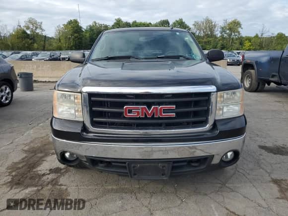 2007 GMC Sierra 1500 Work Truck with VIN 1GTEK19017E507902, listed as a Copart auction lot 80327345 with 199,805 mi miles and Salvage title. Bid and sale history available at DreamBid. Image 5.