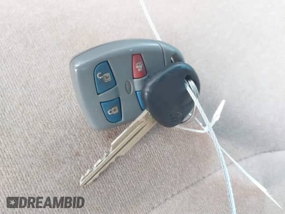 2000 Hyundai Sonata z VIN KMHWF25S3YA327184, wystawiony jako IAAI lot #41771540 z przebiegiem 84 783 mil mil oraz . Historia ofert i sprzedaży dostępna na DreamBid. Obrazek 11.