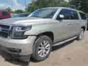 2015 Chevrolet Suburban LT z VIN 1GNSCJKC9FR153713, wystawiony jako IAAI lot #42436013 z przebiegiem Nie podano mil oraz . Historia ofert i sprzedaży dostępna na DreamBid. Obrazek 2.