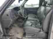 2006 Chevrolet Silverado 1500 Work Truck с VIN 1GCEK14V46Z122117, выставлен на аукционе Copart как лот 45884285 с пробегом 267 018 миль миль и Списание • Salvage title. История ставок и продаж доступна на DreamBid. Изображение 7.