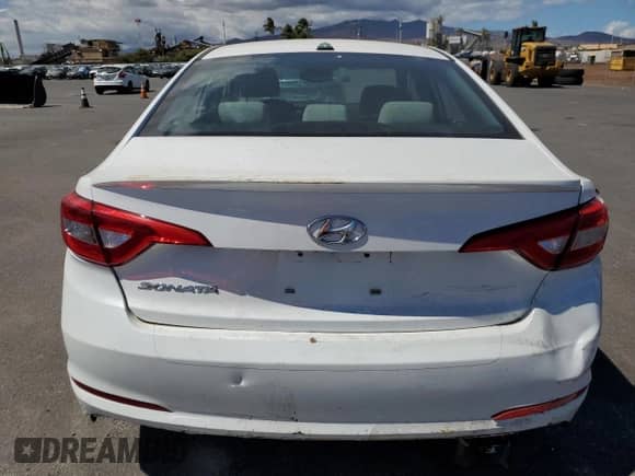 2015 Hyundai Sonata SE with VIN 5NPE24AF0FH166654, listed as a Copart auction lot 71295035 with 96,906 mi miles and Salvage title. Bid and sale history available at DreamBid. Image 6.