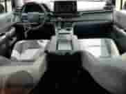 2023 Toyota Sienna Limited с VIN 5TDZRKEC4PS167769, выставлен на аукционе Copart как лот 54377485 с пробегом 19 494 миль миль и Списание • Salvage title. История ставок и продаж доступна на DreamBid. Изображение 8.