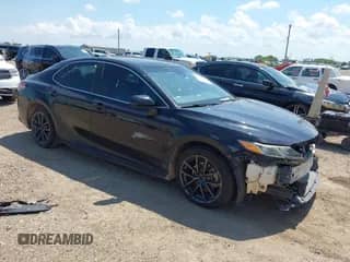 2018 Toyota Camry SE с VIN 4T1B11HK7JU066729, выставлен на аукционе IAAI как лот 43264944 с пробегом 224 945 миль миль и . История ставок и продаж доступна на DreamBid. Изображение 1.