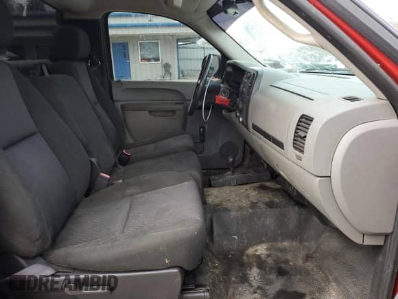 2011 GMC Sierra 1500 Work Truck z VIN 1GTN2TEA9BZ461182, wystawiony jako Copart lot #49573035 z przebiegiem 159 932 mil mil oraz Szkoda całkowita • Salvage title. Historia ofert i sprzedaży dostępna na DreamBid. Obrazek 11.