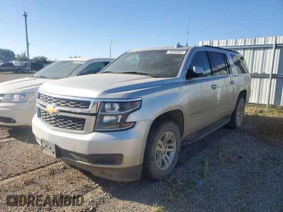 2020 Chevrolet Suburban LT с VIN 1GNSKHKC6LR273556, выставлен на аукционе Copart как лот 70995085 с пробегом 279 958 миль миль и Чистый • Clean title. История ставок и продаж доступна на DreamBid. Изображение 1.