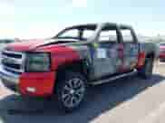 2007 Chevrolet Silverado 1500 1LT z VIN 3GCEK13MX7G502251, wystawiony jako IAAI lot #42381393 z przebiegiem Nie podano mil oraz . Historia ofert i sprzedaży dostępna na DreamBid. Obrazek 6.