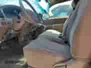 2004 Toyota Tundra SR5 z VIN 5TBBT44114S451895, wystawiony jako Copart lot #62347105 z przebiegiem 59 576 mil mil oraz Szkoda całkowita • Salvage title. Historia ofert i sprzedaży dostępna na DreamBid. Obrazek 7.