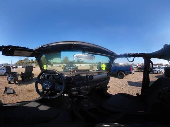 2021 Jeep Wrangler Unlimited 80th Anniversary with VIN 1C4HJXDG5MW514123, listed as a IAAI auction lot 43119876 with 60,640 mi miles and . Bid and sale history available at DreamBid. Image 19.