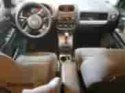 2014 Jeep Compass Sport с VIN 1C4NJDBB0ED784379, выставлен на аукционе Copart как лот 86301525 с пробегом 126 860 миль миль и Списание • Salvage title. История ставок и продаж доступна на DreamBid. Изображение 8.