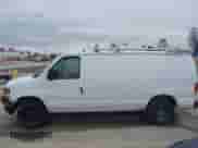 2009 Ford Econoline Cargo Commercial z VIN 1FTNE14W49DA93428, wystawiony jako IAAI lot #41641859 z przebiegiem 220 630 mil mil oraz . Historia ofert i sprzedaży dostępna na DreamBid. Obrazek 14.