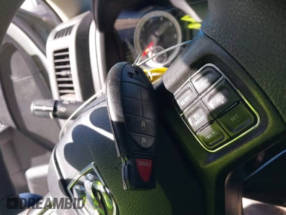 2021 Ram 1500 Tradesman с VIN 1C6RR6FT1MS563884, выставлен на аукционе IAAI как лот 40627614 с пробегом 64 269 миль миль и . История ставок и продаж доступна на DreamBid. Изображение 11.