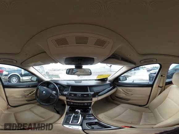 2014 BMW 5 Series 528i z VIN WBA5A5C50ED503595, wystawiony jako IAAI lot #42641762 z przebiegiem 100 608 mil mil oraz . Historia ofert i sprzedaży dostępna na DreamBid. Obrazek 19.