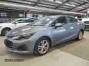 2019 Chevrolet Cruze LT with VIN 1G1BE5SM4K7111905, listed as a Copart auction lot 90447235 with 139,626 mi miles and Clean title. Bid and sale history available at DreamBid. Image 1.