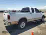 1999 Ford F-150 z VIN 1FTRX18W5XKA09616, wystawiony jako Copart lot #67121555 z przebiegiem Nie podano mil oraz Szkoda całkowita • Salvage title. Historia ofert i sprzedaży dostępna na DreamBid. Obrazek 3.