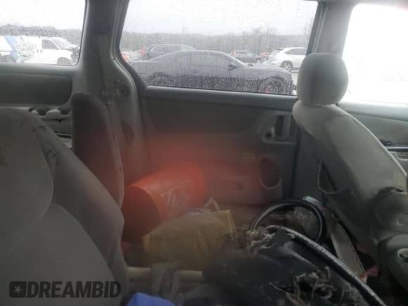 2005 Toyota Sienna LE with VIN 5TDBA23C95S052268, listed as a Copart auction lot 44777085 with Not provided miles and Salvage title. Bid and sale history available at DreamBid. Image 12.